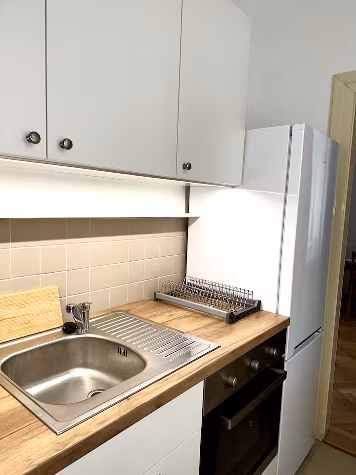 4e7961fc-4a29-4e12-ad45-70386ab7d3a7